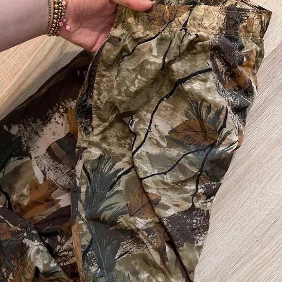 Urban Outfitters Brown Tan Cargo Pants - Picture 3 of 5